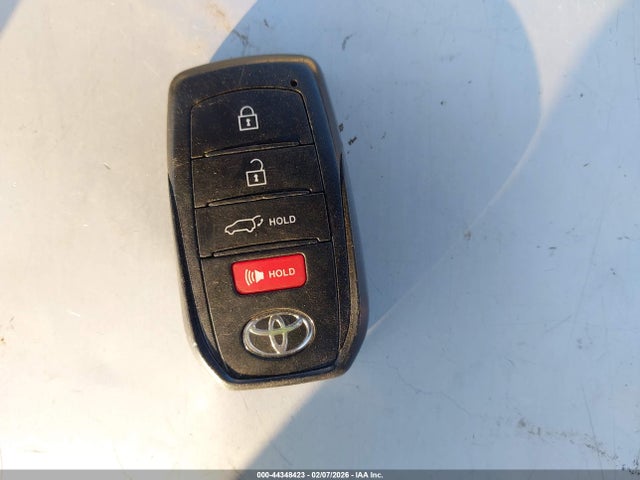 Toyota Corolla Cross Xle 2023 7MUDAAAG6PV056263 Image 11