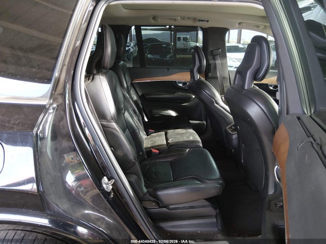 2018 VOLVO XC90 YV4A22PL1J1211887 Photo 7