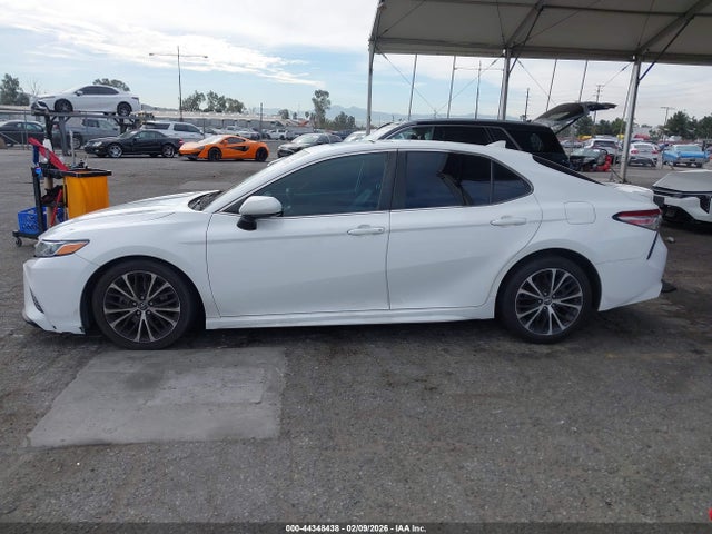4T1B11HKXKU184405 Toyota CAMRY SE