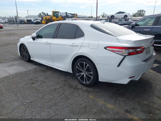 4T1B11HKXKU184405 Toyota CAMRY SE