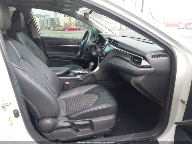 4T1B11HKXKU184405 Toyota CAMRY SE