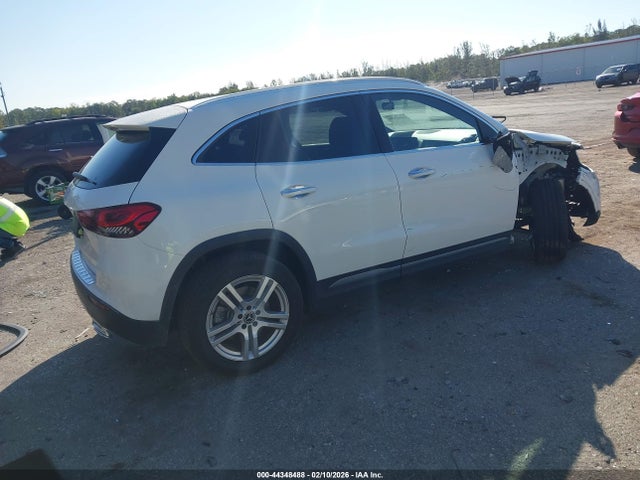 2021 MERCEDES-BENZ GLA 250 W1N4N4GB2MJ118125 Photo 3