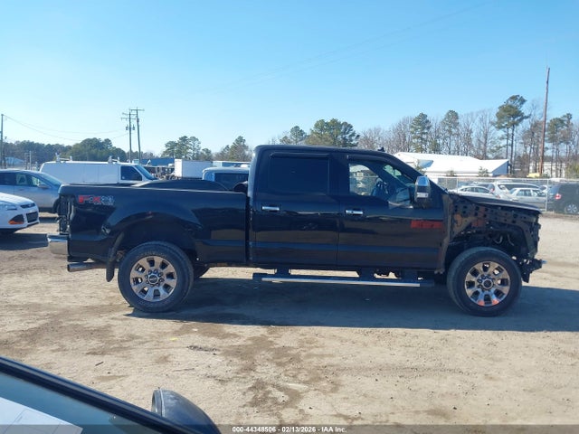 1FT7W2B68KEG34902 Ford F-250 Lariat