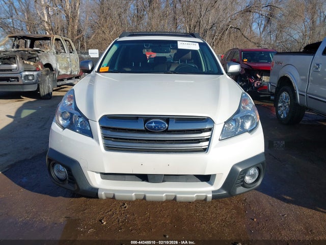 44348510 :رقم المزاد ، 4S4BRCPC9E3296380 vin ، 2014 Subaru Outback 2.5i Limited مزاد بيع