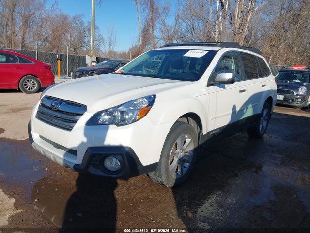 44348510 :رقم المزاد ، 4S4BRCPC9E3296380 vin ، 2014 Subaru Outback 2.5i Limited مزاد بيع