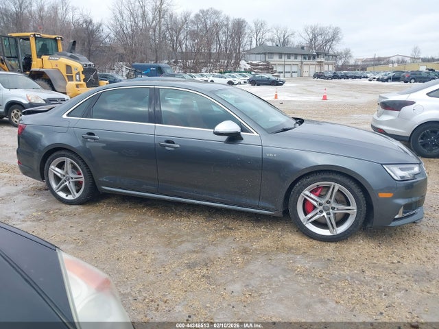 44348513 :رقم المزاد ، WAUC4AF4XJA165063 vin ، 2018 Audi S4 3.0t Premium Plus مزاد بيع