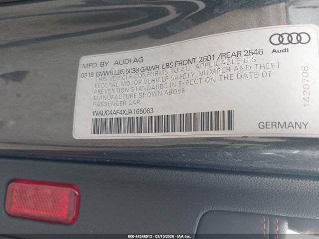 2018 AUDI S4 WAUC4AF4XJA165063 Photo 8