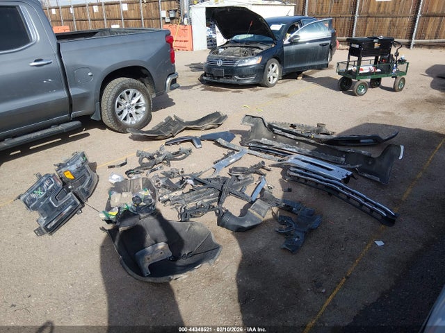 2019 Chevrolet Silverado 1500 Ltz მანქანა იყიდება აუქციონზე, vin: 3GCUYGEDXKG166913, აუქციონის ნომერი: 44348521