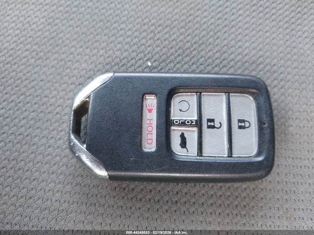 5FNYF6H98JB037825 Honda Pilot Touring