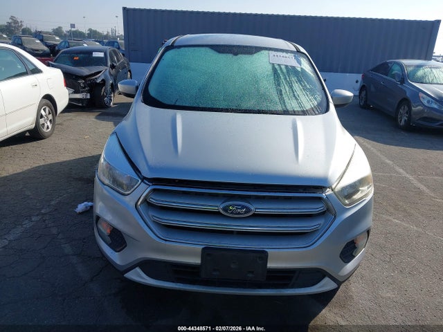 1FMCU0GD4KUB71111 Ford ESCAPE SE