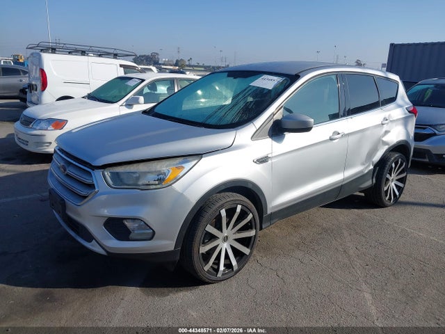 1FMCU0GD4KUB71111 Ford ESCAPE SE