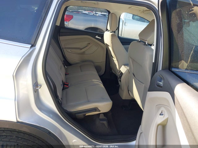 1FMCU0GD4KUB71111 Ford ESCAPE SE