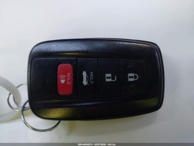 4T1T11AKXRU891576 Toyota CAMRY SE