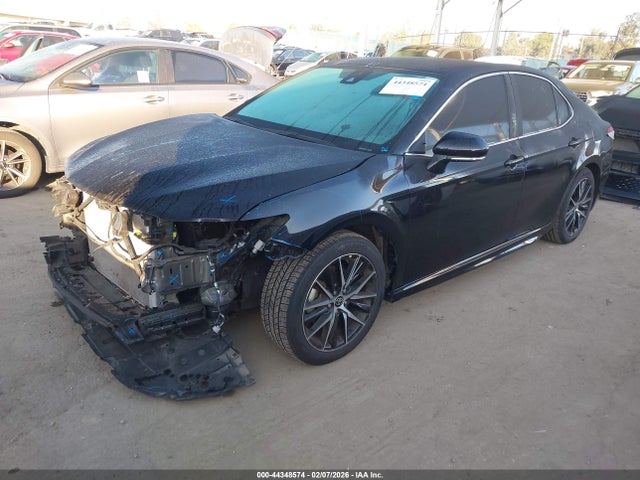 4T1T11AKXRU891576 Toyota CAMRY SE