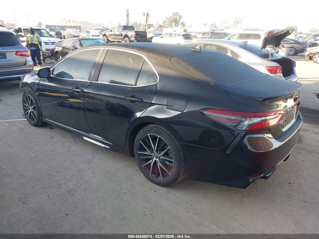 4T1T11AKXRU891576 Toyota CAMRY SE