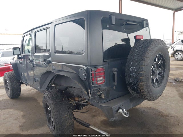 1C4BJWDG6HL511206 Jeep Wrangler Unlimited Sport 4x4