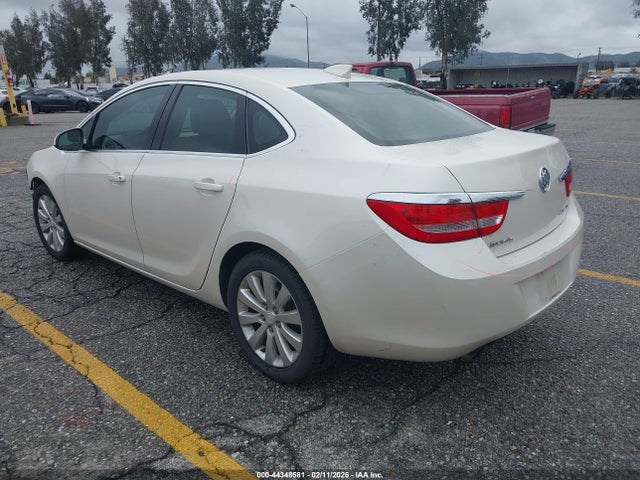 Buick Verano 2015 1G4PP5SK3F4149327 Image 3