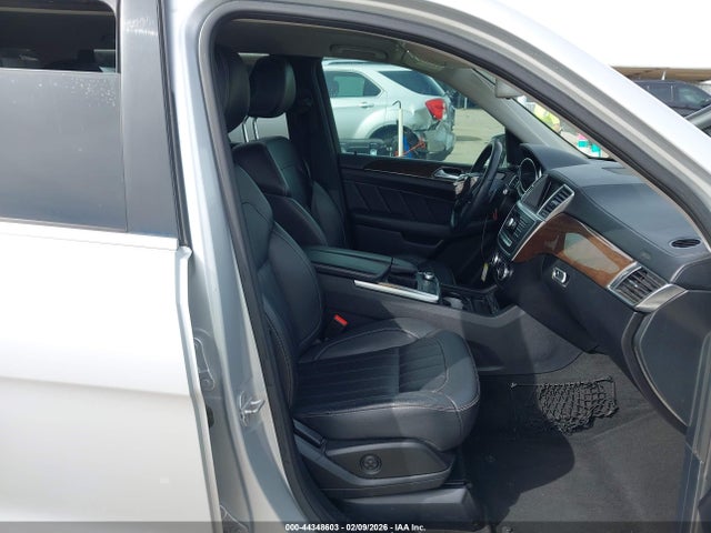 Продаж на аукціоні авто 2016 Mercedes-benz Gl 450 4matic, vin: 4JGDF6EE4GA649615, номер лоту: 44348603