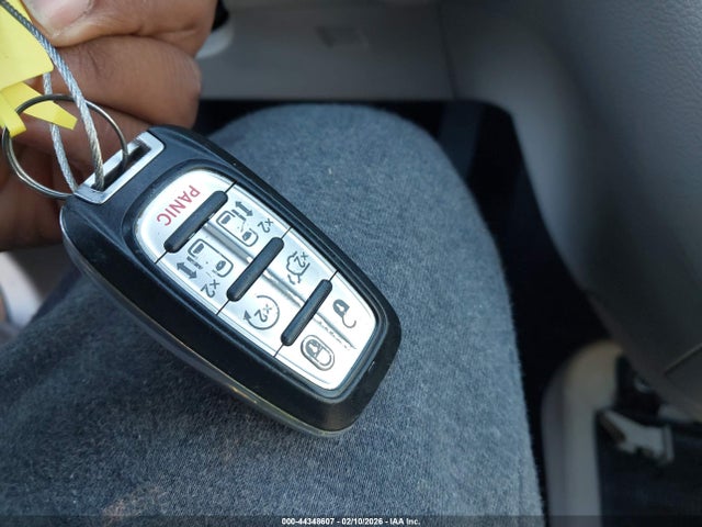 Продаж на аукціоні авто 2021 Chrysler Voyager Lxi, vin: 2C4RC1DG2MR515489, номер лоту: 44348607