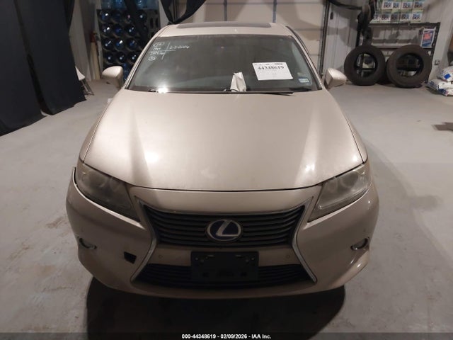 2013 Lexus Es 300h მანქანა იყიდება აუქციონზე, vin: JTHBW1GG8D2008114, აუქციონის ნომერი: 44348619