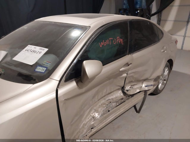 2013 Lexus Es 300h მანქანა იყიდება აუქციონზე, vin: JTHBW1GG8D2008114, აუქციონის ნომერი: 44348619