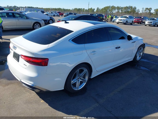 Aukcja sprzedaży 2021 Audi A5 Sportback Premium 45 Tfsi Quattro S Tronic, vin: WAUDACF51MA014649, numer aukcji: 44348625