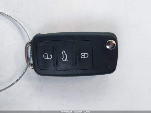 44348651 :رقم المزاد ، 1VWBP7A30DC080200 vin ، 2013 Volkswagen Passat 2.5l Se مزاد بيع