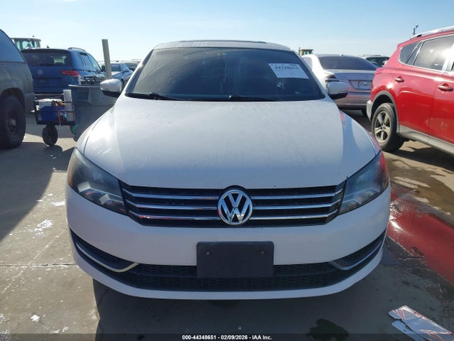 44348651 :رقم المزاد ، 1VWBP7A30DC080200 vin ، 2013 Volkswagen Passat 2.5l Se مزاد بيع