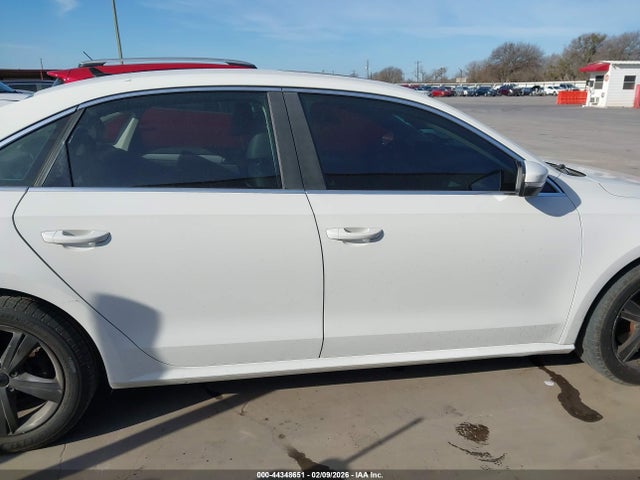 44348651 :رقم المزاد ، 1VWBP7A30DC080200 vin ، 2013 Volkswagen Passat 2.5l Se مزاد بيع