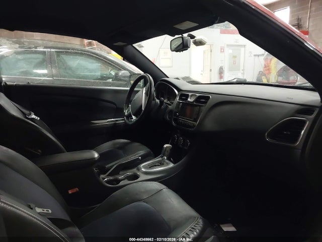 Продажа на аукционе авто 2012 Chrysler 200 S, vin: 1C3BCBGG0CN189811, номер лота: 44348662