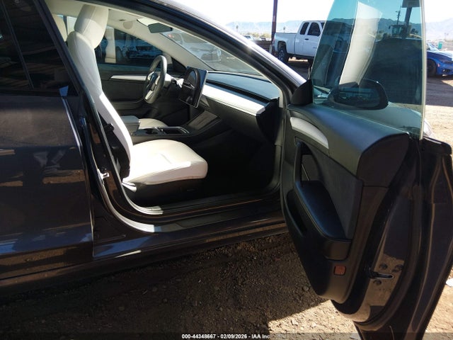 2021 TESLA MODEL 3 5YJ3E1EA4MF071358 Photo 4