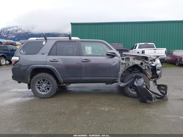 JTEBU5JR1G5339284 Toyota 4runner Sr5 Premium