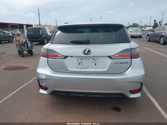 JTHKD5BH3G2262878 Lexus CT 200H