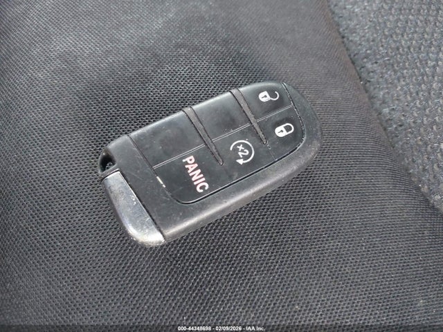 Продажа на аукционе авто 2016 Jeep Renegade 75th Anniversary, vin: ZACCJABT7GPC62433, номер лота: 44348698