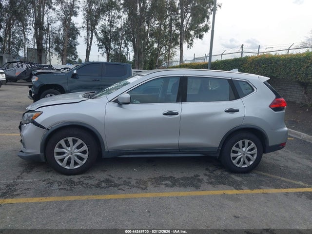 Nissan ROGUE S 2017 KNMAT2MT0HP541063 Image 14