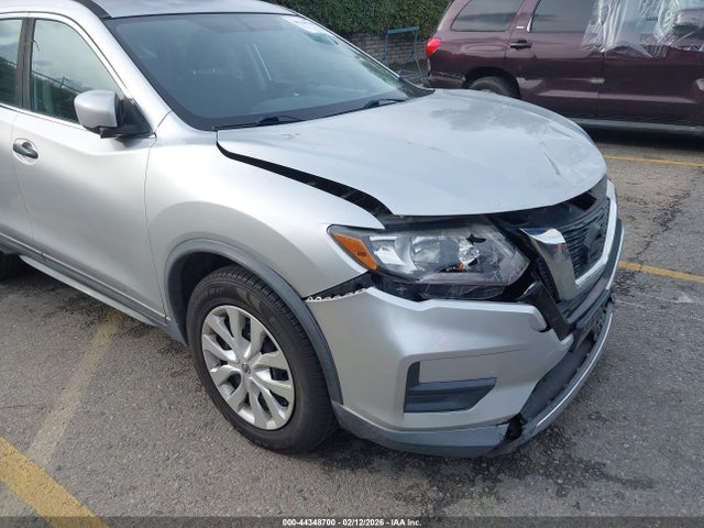 Nissan ROGUE S 2017 KNMAT2MT0HP541063 Image 17