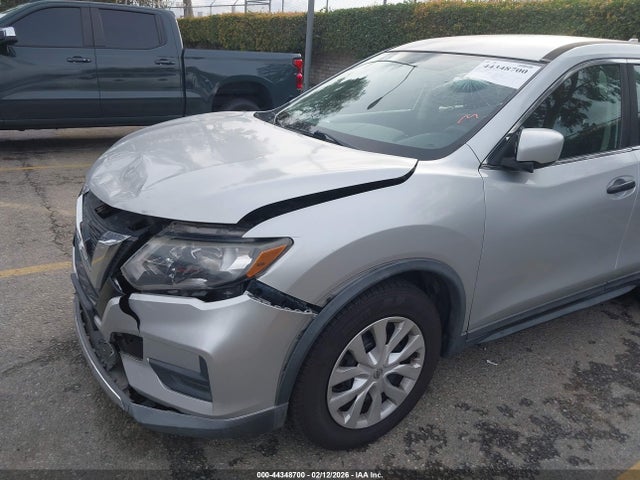 Nissan ROGUE S 2017 KNMAT2MT0HP541063 Image 18