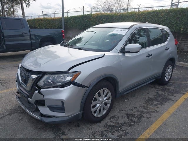 Nissan ROGUE S 2017 KNMAT2MT0HP541063 Image 2