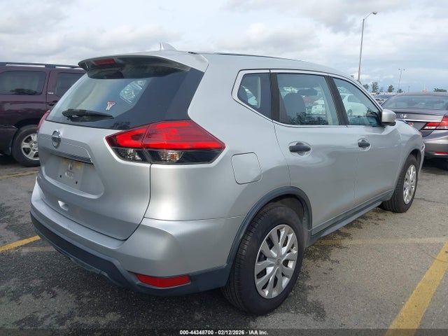 Nissan ROGUE S 2017 KNMAT2MT0HP541063 Image 4