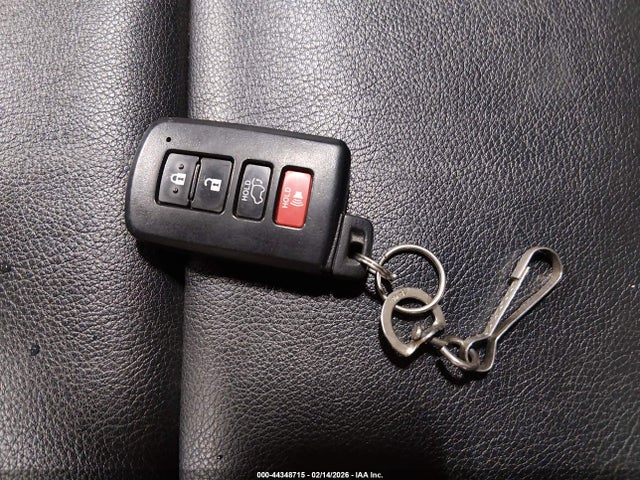 Toyota Rav4 Limited 2017 2T3DFREV6HW572982 Image 11
