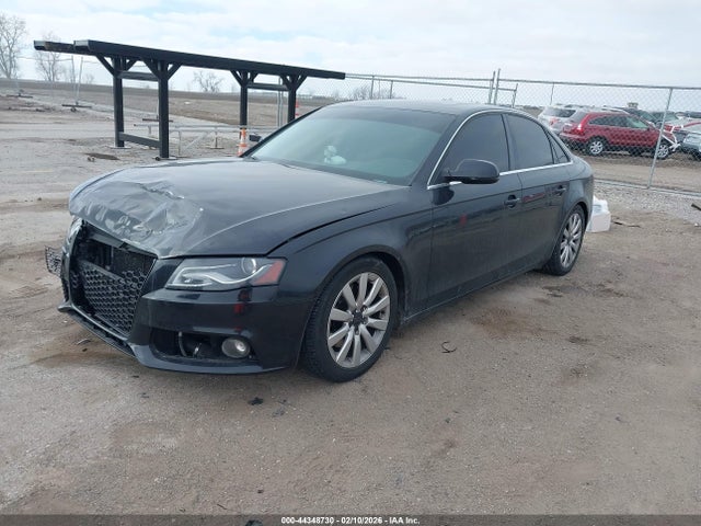 2010 AUDI A4 WAUFFAFL8AN041798 Photo 1