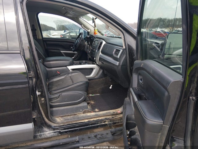 2017 NISSAN TITAN XD 1N6BA1F40HN543673 Photo 4