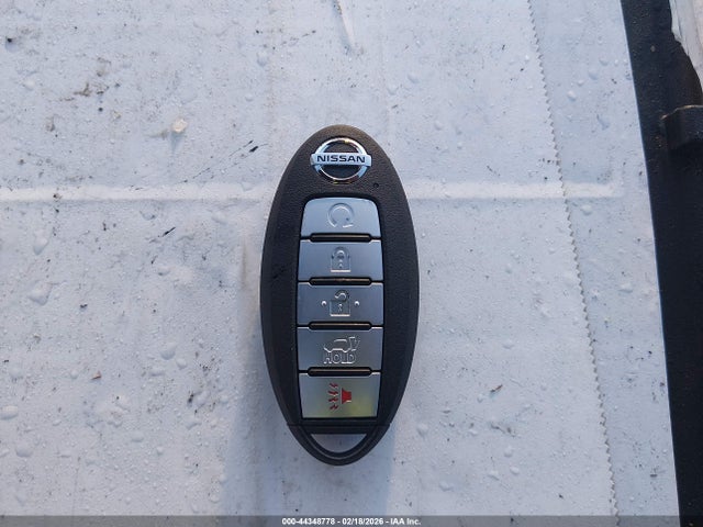 JN8AT2MT9KW260252 Nissan ROGUE SV