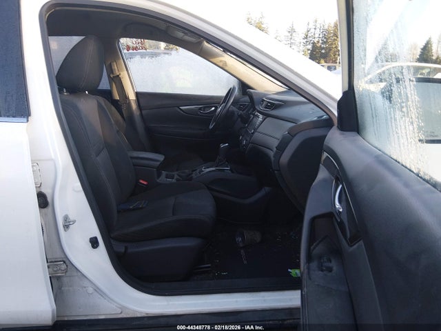 JN8AT2MT9KW260252 Nissan ROGUE SV