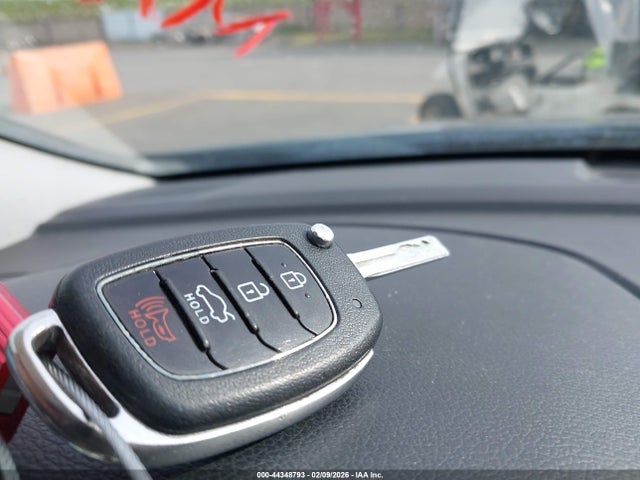 5NPE24AF7KH739379 Hyundai SONATA SE