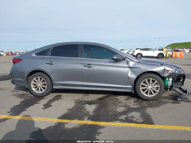 5NPE24AF7KH739379 Hyundai SONATA SE