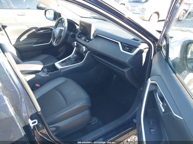 Toyota Rav4 Xle Premium 2025 2T3C1RFV5SW367881 Image 18