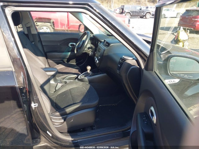 KNDJN2A22G7357425 KIA Soul