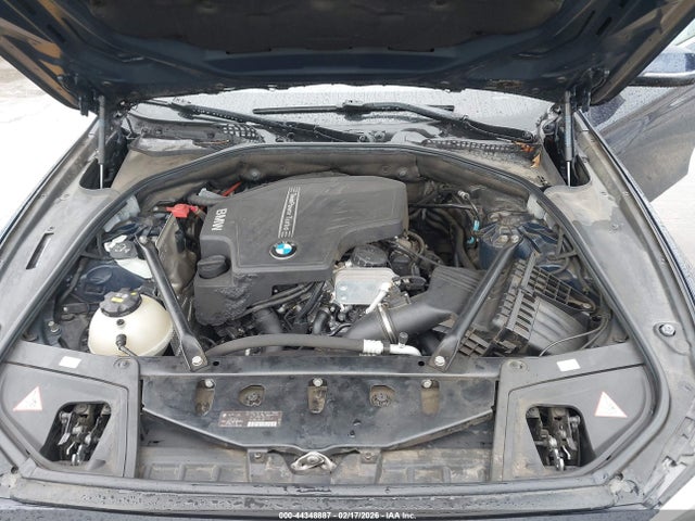 WBA5A5C54ED511215 BMW 528I