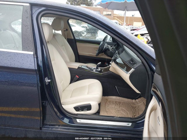 WBA5A5C54ED511215 BMW 528I